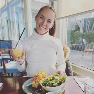 Meet your Posher, Nicole